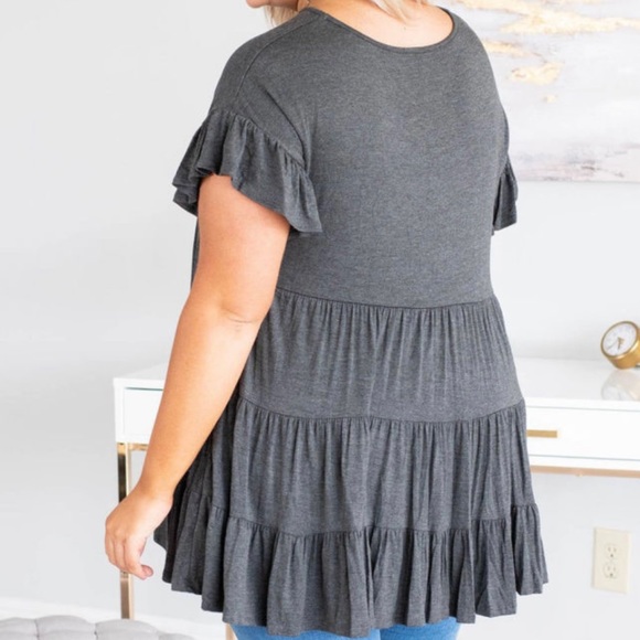 Tiered Riffled Short Sleeve Plus Size Blouse - Picture 2 of 8